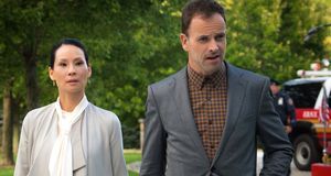 Elementary - Staffel 4 Episode 7: Das Herz Blutete Blau