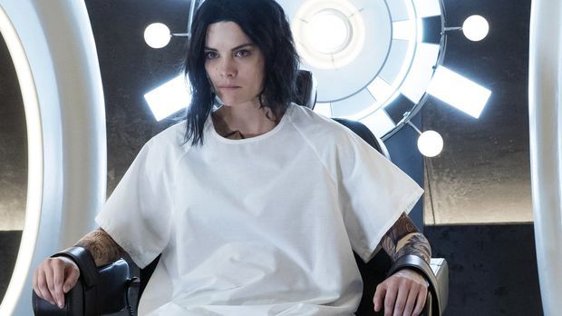 Blindspot - Blindspot - Staffel 2 Episode 1: Sandsturm